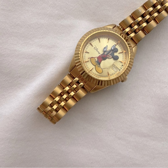 Disney Mickey Mouse watch - Picture 5 of 7